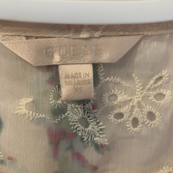Guess XS Sheer Top with floral and lace pattern. - Picture 4 of 5